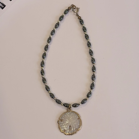 Vintage Gold plated Sand Dollar Pendant Hematite & Silver Ankle Bracelet Anklet - Picture 2 of 5